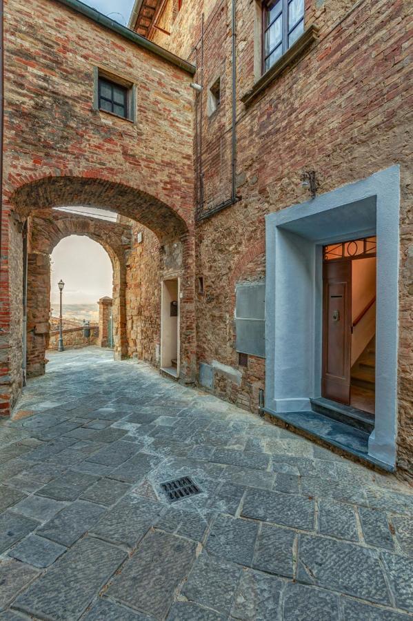 La Rocca Aparthotel Gambassi Terme Luaran gambar